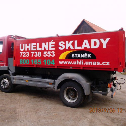 Auto Uhelné sklady Staněk s telefonními čísly